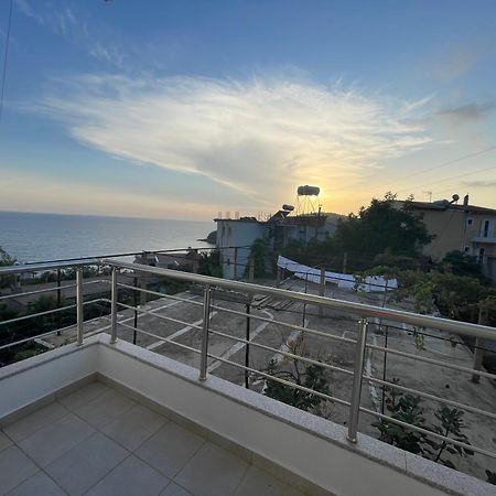 Tasos Rooms Himarë Eksteriør billede