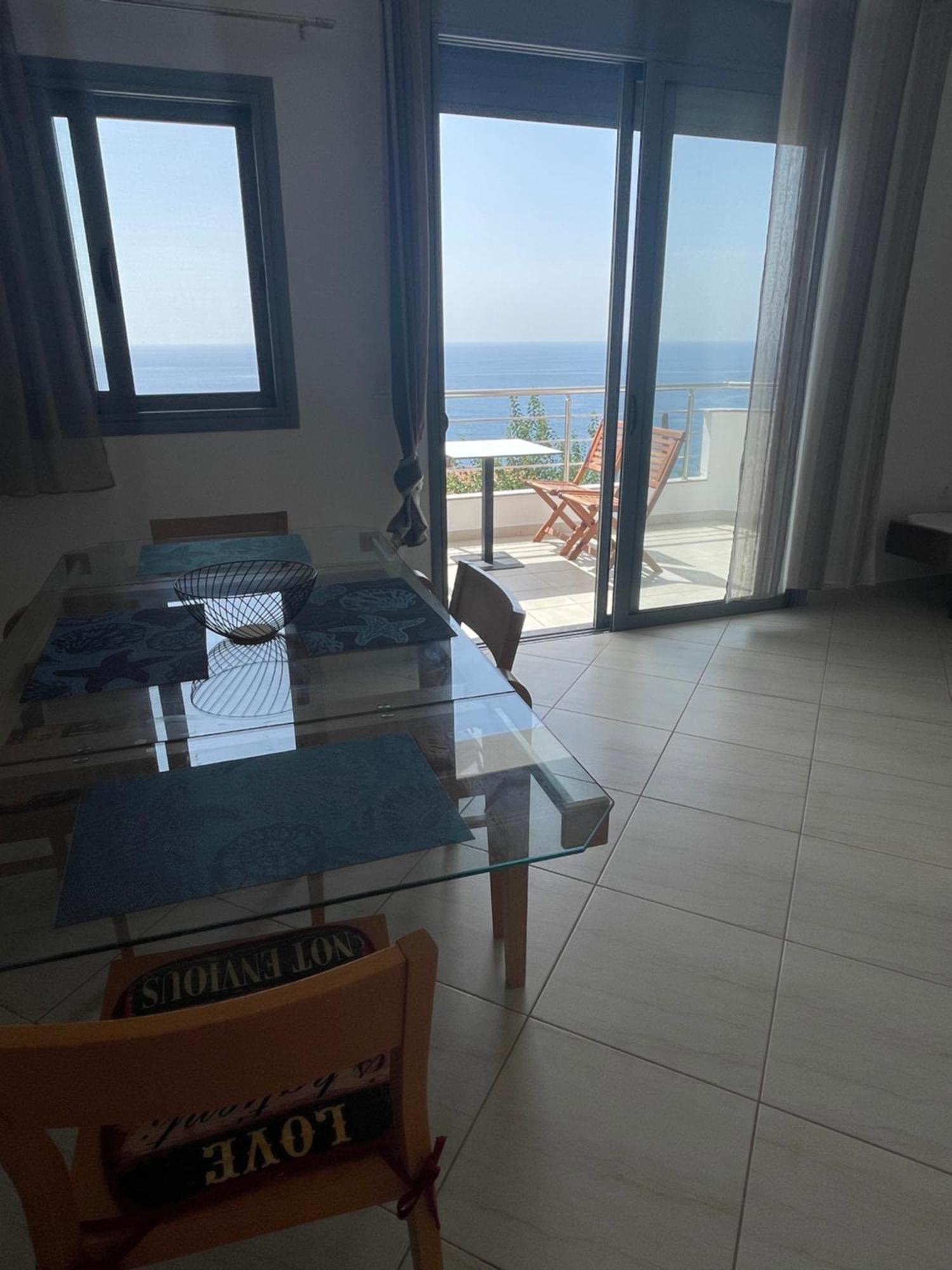 Tasos Rooms Himarë Eksteriør billede