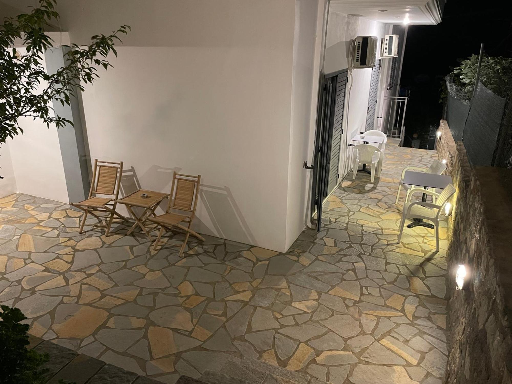 Tasos Rooms Himarë Eksteriør billede